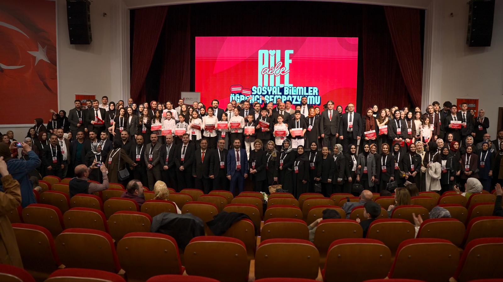 Sempozyum Toplu Fotoğraf